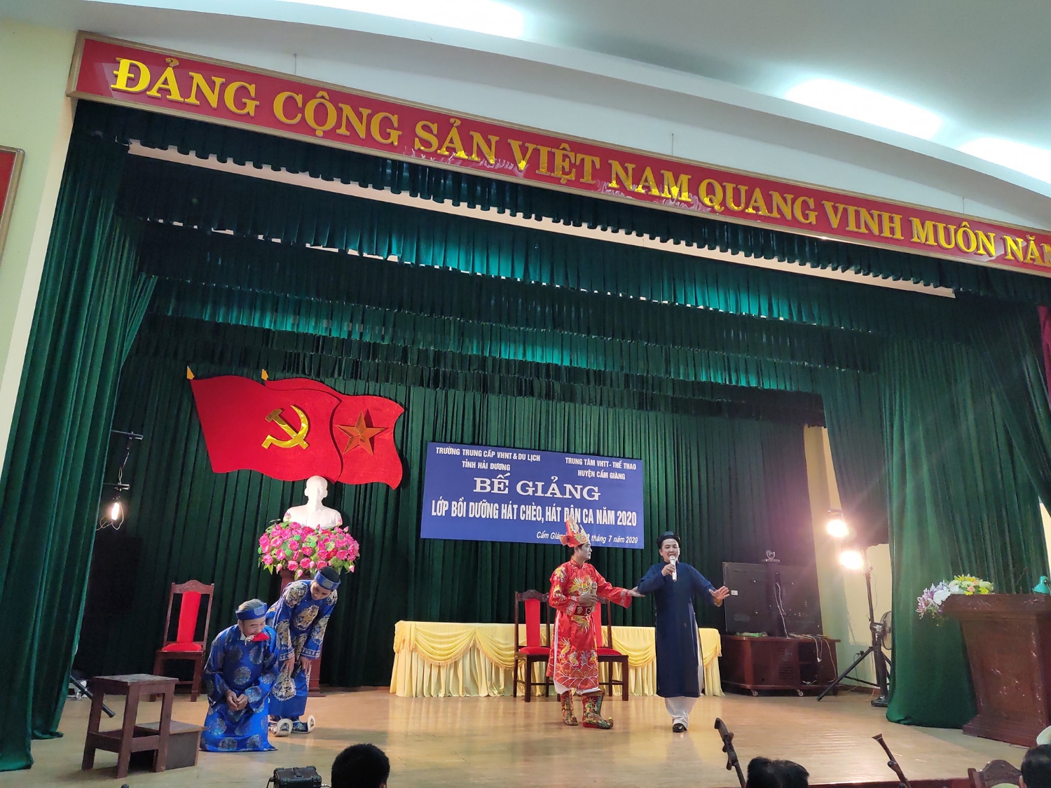 hát chèo cẩm giàng 2020 2