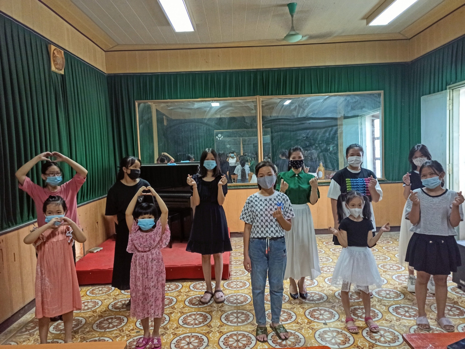 350878e613ede4b3bdfc