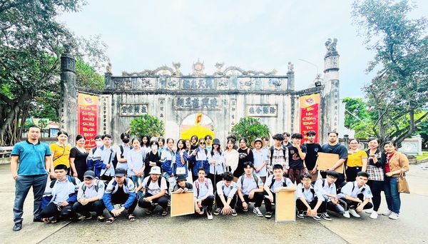 Chuyến trải nghiệm thú vị tại Côn Sơn - Kiếp Bạc