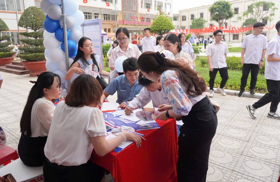 Ngày hội tư vấn tuyển sinh năm 2025